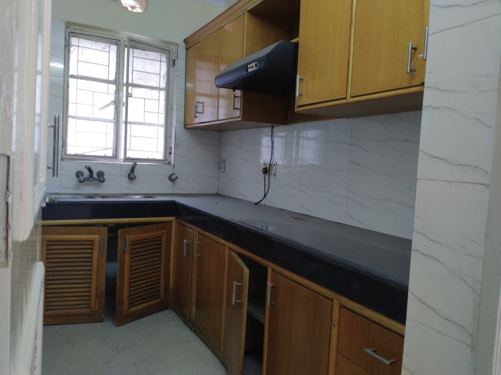 3 bhk flat for sale in Maharaja Saini CGHS Sector 12 Dwarka, Delhi